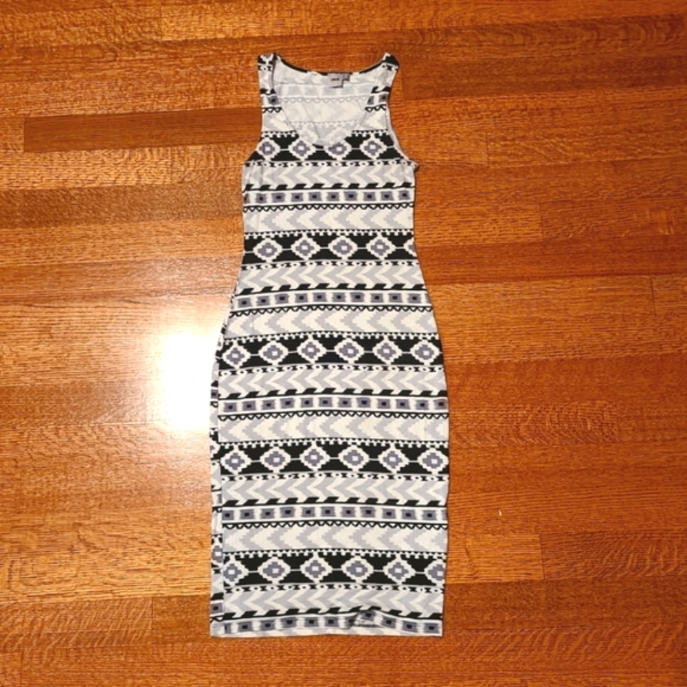 ASOS Aztec Printed B&W Midi Bodycon Dress, Sz 10